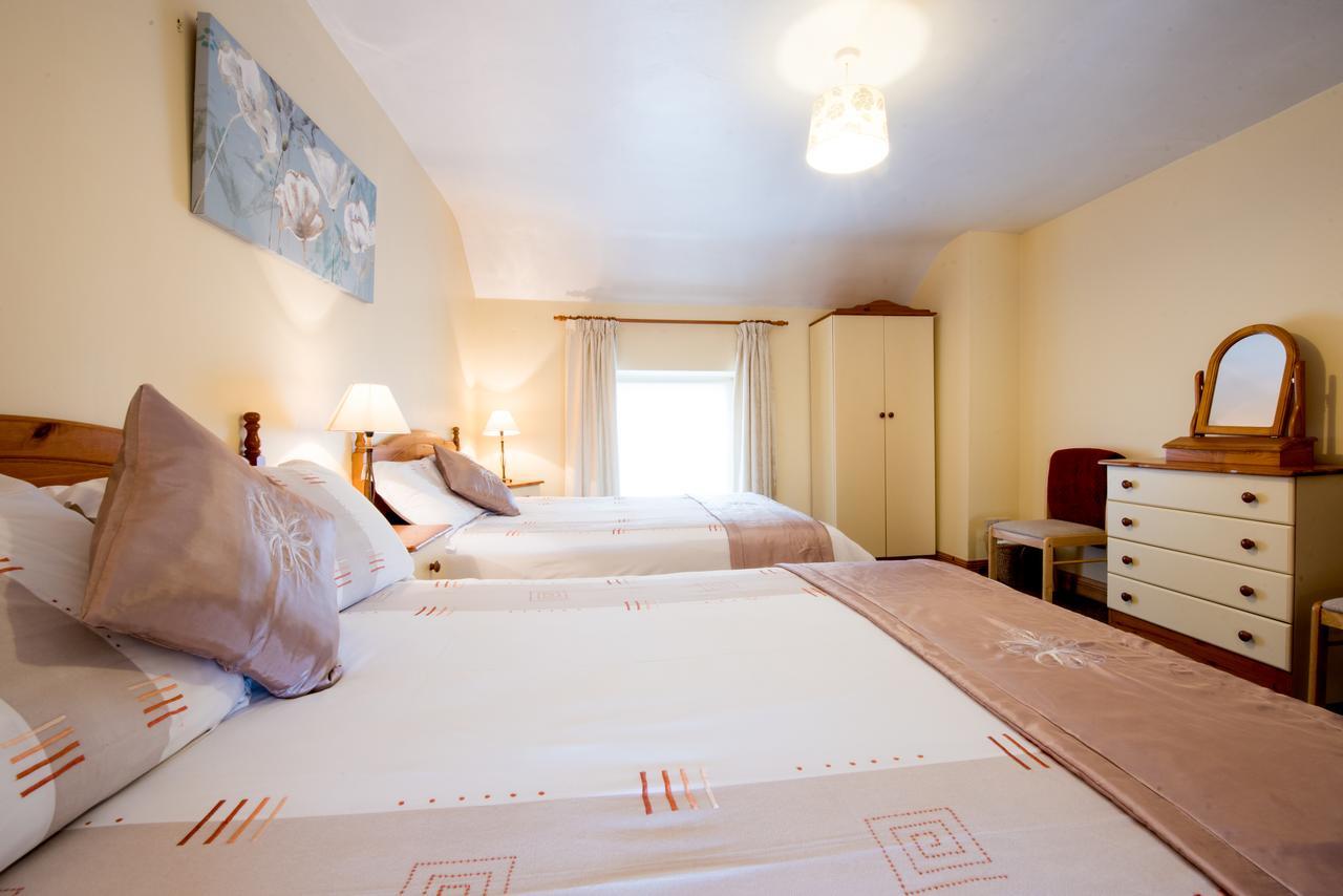 Brennan'S Accommodation Glenties Exterior foto